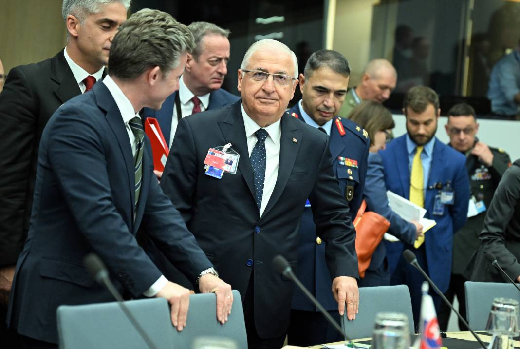 Bakan Güler NATO Karargahı'nda - Resim: 15